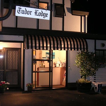 Tudor Lodge Motel Nelson Extérieur photo