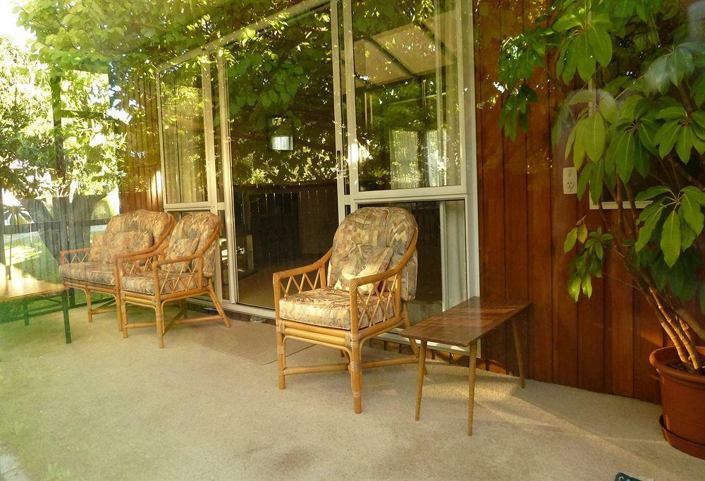 Tudor Lodge Motel Nelson Extérieur photo
