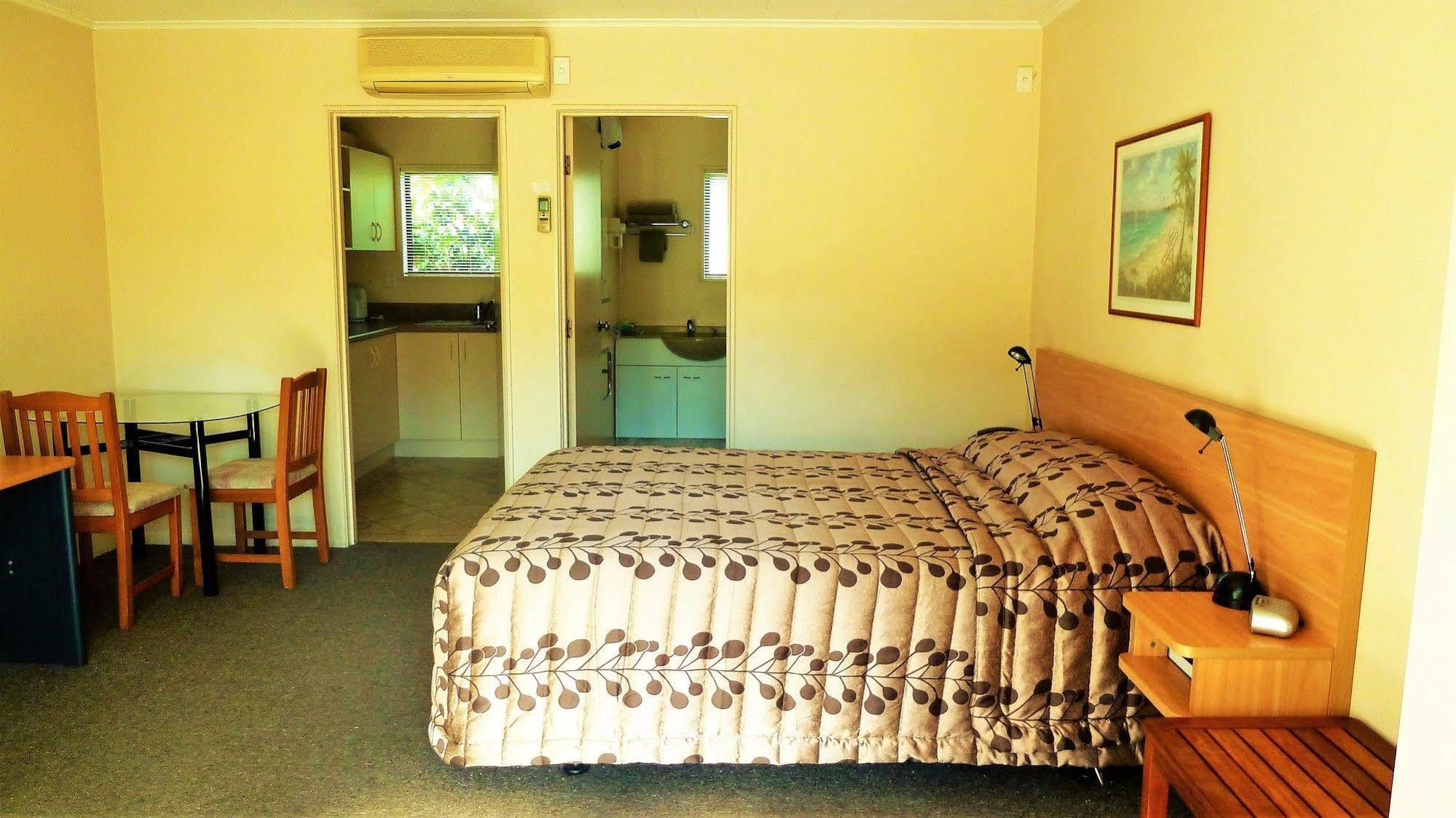 Tudor Lodge Motel Nelson Extérieur photo